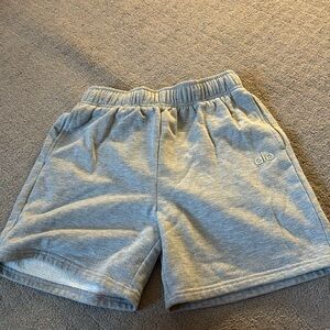 alo yoga grey sweatshorts size small